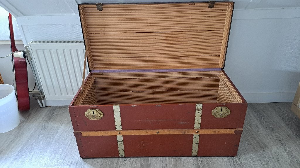 Gratis: Antieke houten kist / reiskoffer, 50 – 75, Gebruikt, 100 tot 150 cm, 75 tot 100 cm