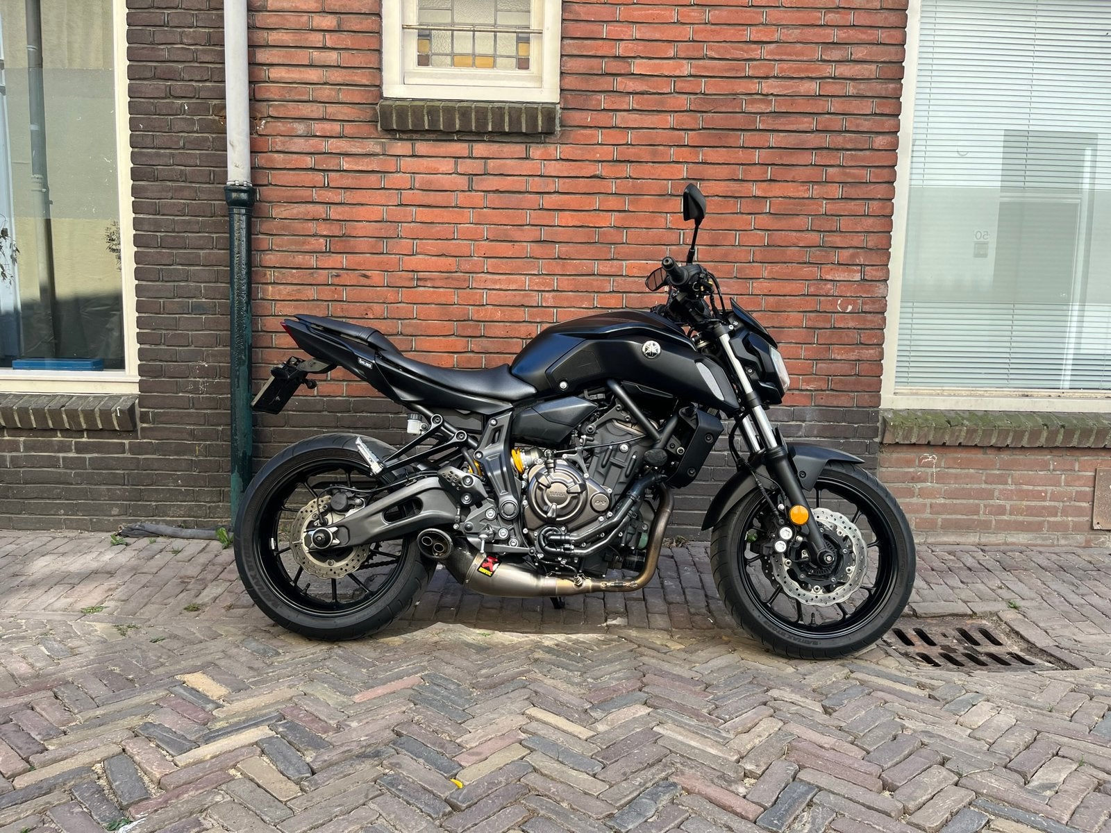 YAMAHA MT-07 35kw/A2 | Akrapoviç | Öhlins, Motoren, 700 cc, 2 cilinders, ABS, Gebruikt