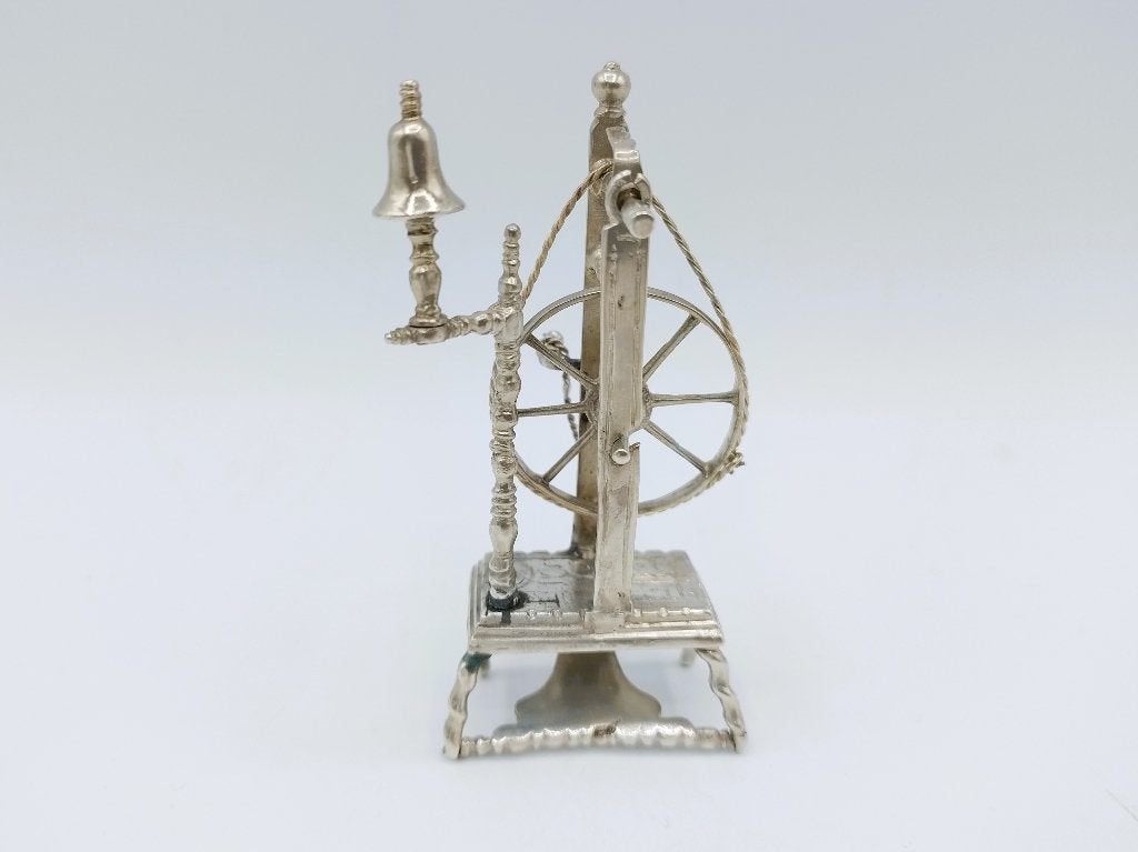 Zilveren miniatuur spinnewiel, W. Jansen, Amsterdam, 1665, Antiek en Kunst, Verzenden, Zilver