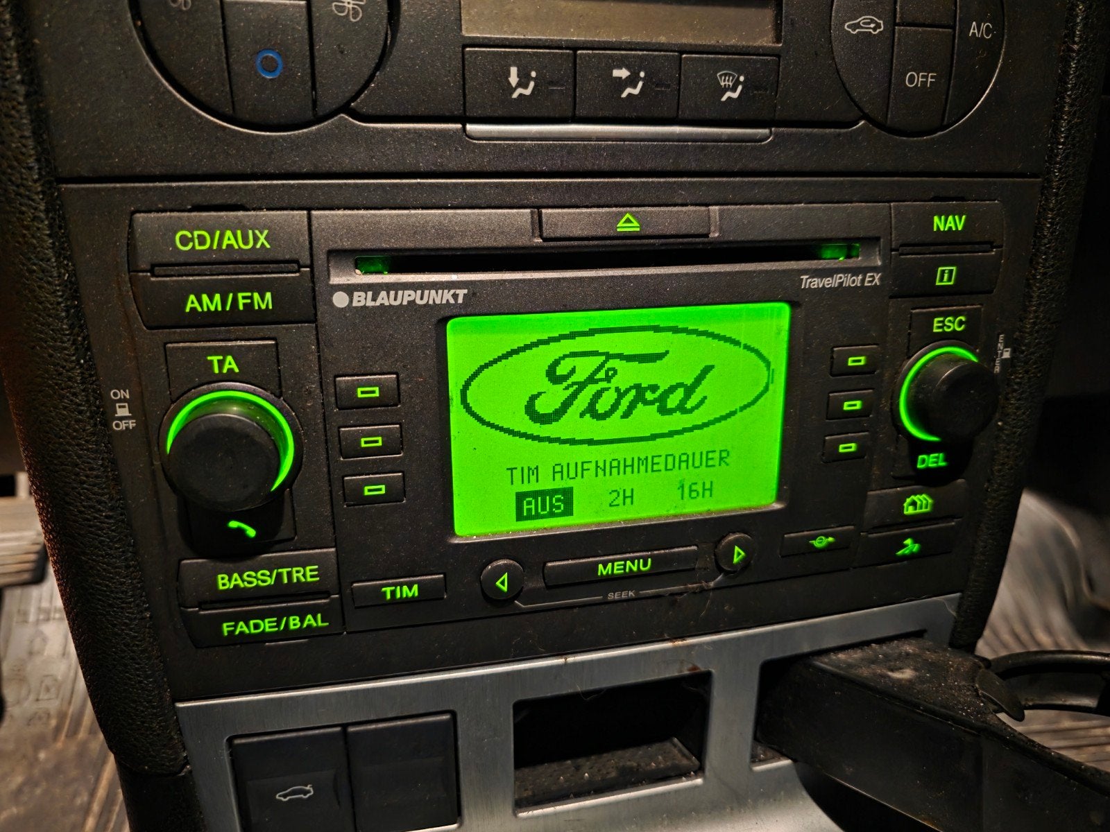 Navigatie Radio Ford Mondeo Mk3 Blaupunkt, Auto diversen, Autoradio's, Ophalen of Verzenden, Zo goed als nieuw
