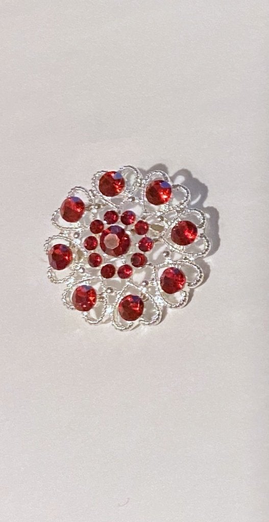 verzilverde filigrain broche Hartjes met rode kristallen, Sieraden, Tassen en Uiterlijk, Broches, Met kristal, Overige materialen
