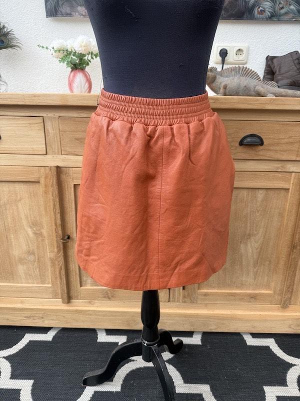 Prachtige leren rok Arma, Kleding | Dames, Rokken, Maat 38/40 (M), Overige kleuren, Verzenden, Arma