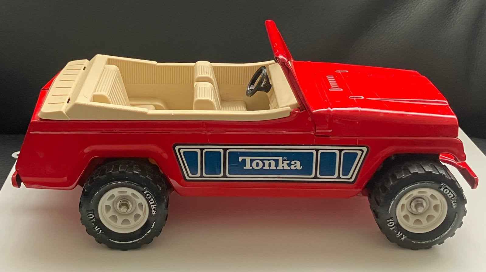 TONKA JEEPSTER ZWAAR METALEN AUTO LENGTE IS 34 cm, Verzenden, Zo goed als nieuw, Auto