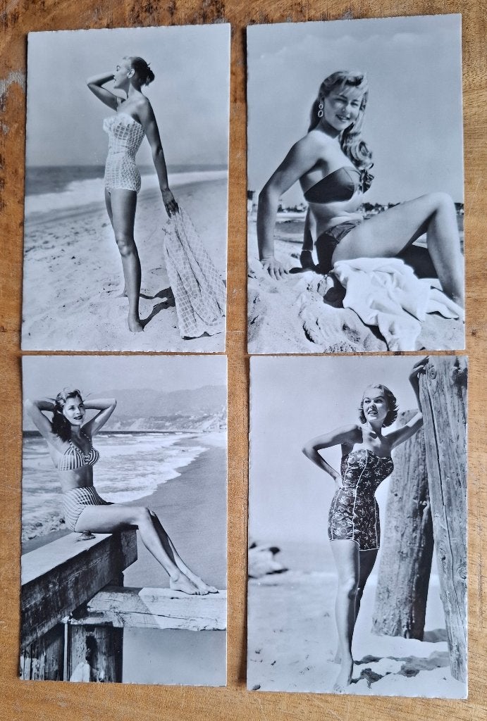 4 vintage klein formaat jaren 60 badmode pin up kaarten, Ophalen, 1940 tot 1960, Ongelopen, Overige thema's