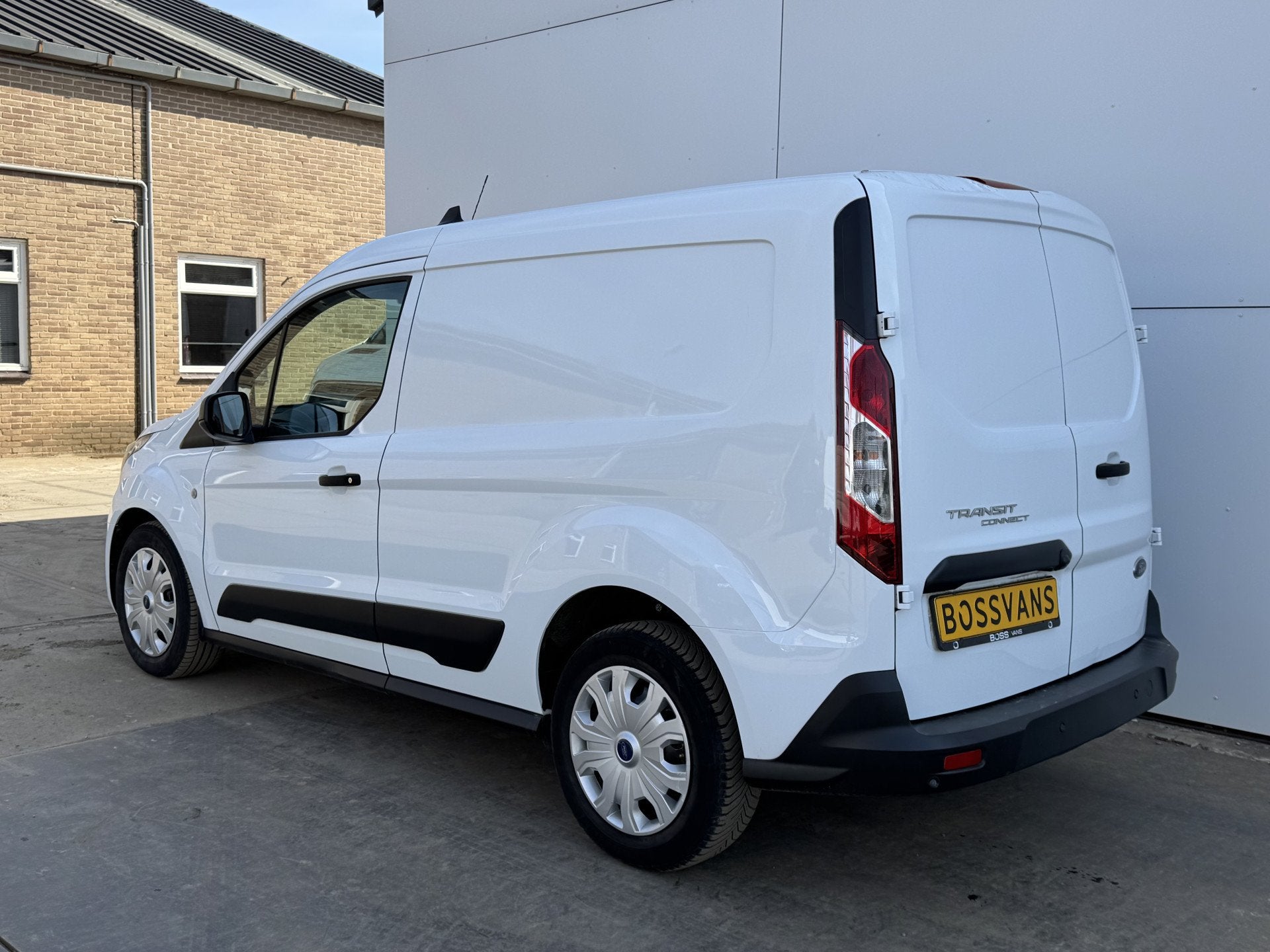 Ford Transit Connect 1.0 EcoBoost 100PK *Benzine* L1 SYNC Ai, Voorwielaandrijving, 101 pk, Gebruikt, Automatische klimaatregeling