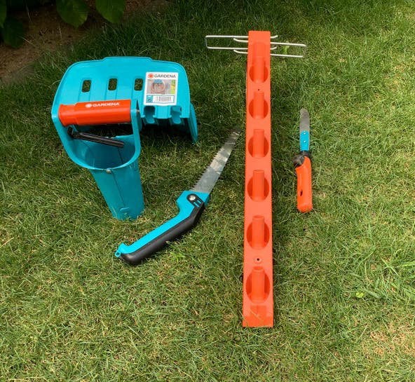 Gardena assortiment- tuinslaghouder-handzaag -bollenplanter, Ophalen, Zo goed als nieuw