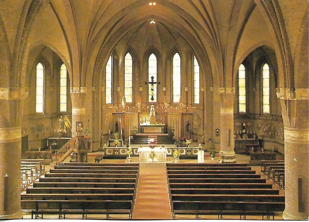 Standaarbuiten- -Interieur R.K.Kerk St. Johannes de Doper., Verzenden, 1960 tot 1980, Ongelopen, Noord-Brabant
