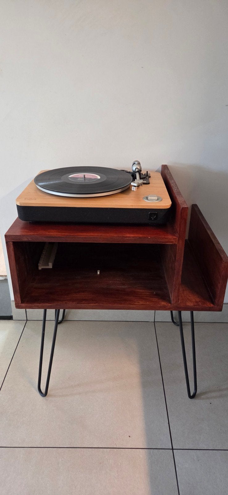 Foto 3 van Retro kast voor platenspeler en platen
