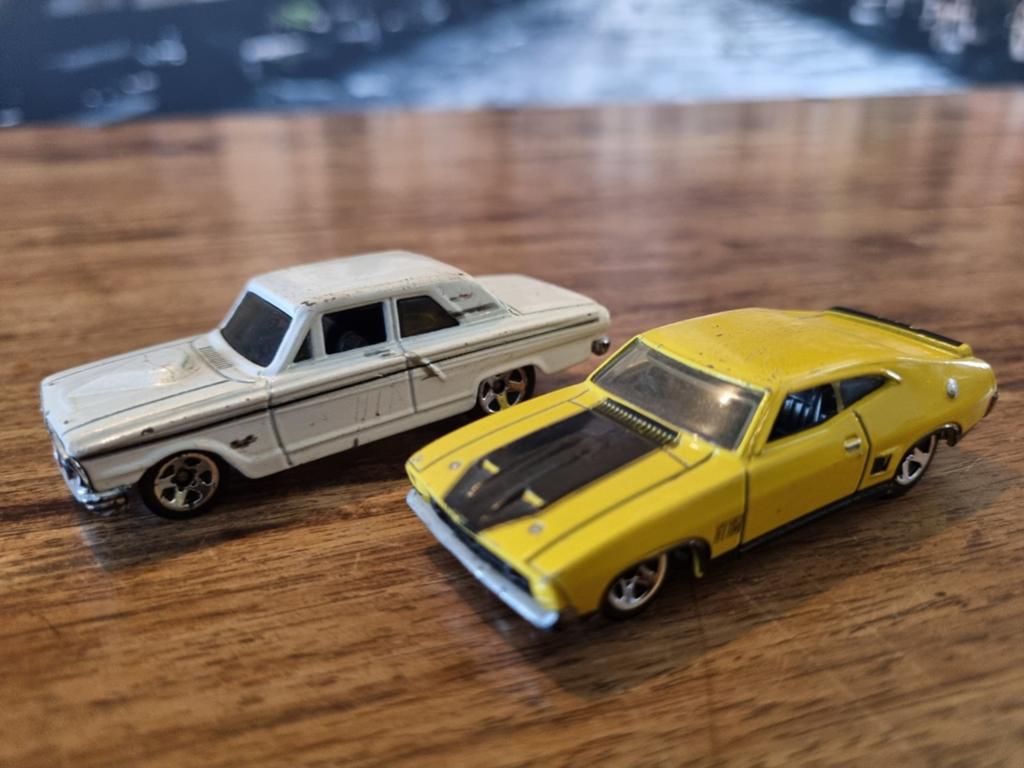 Set van 2 Hotwheels U.S.A. modelletjes, Ophalen of Verzenden, Gebruikt