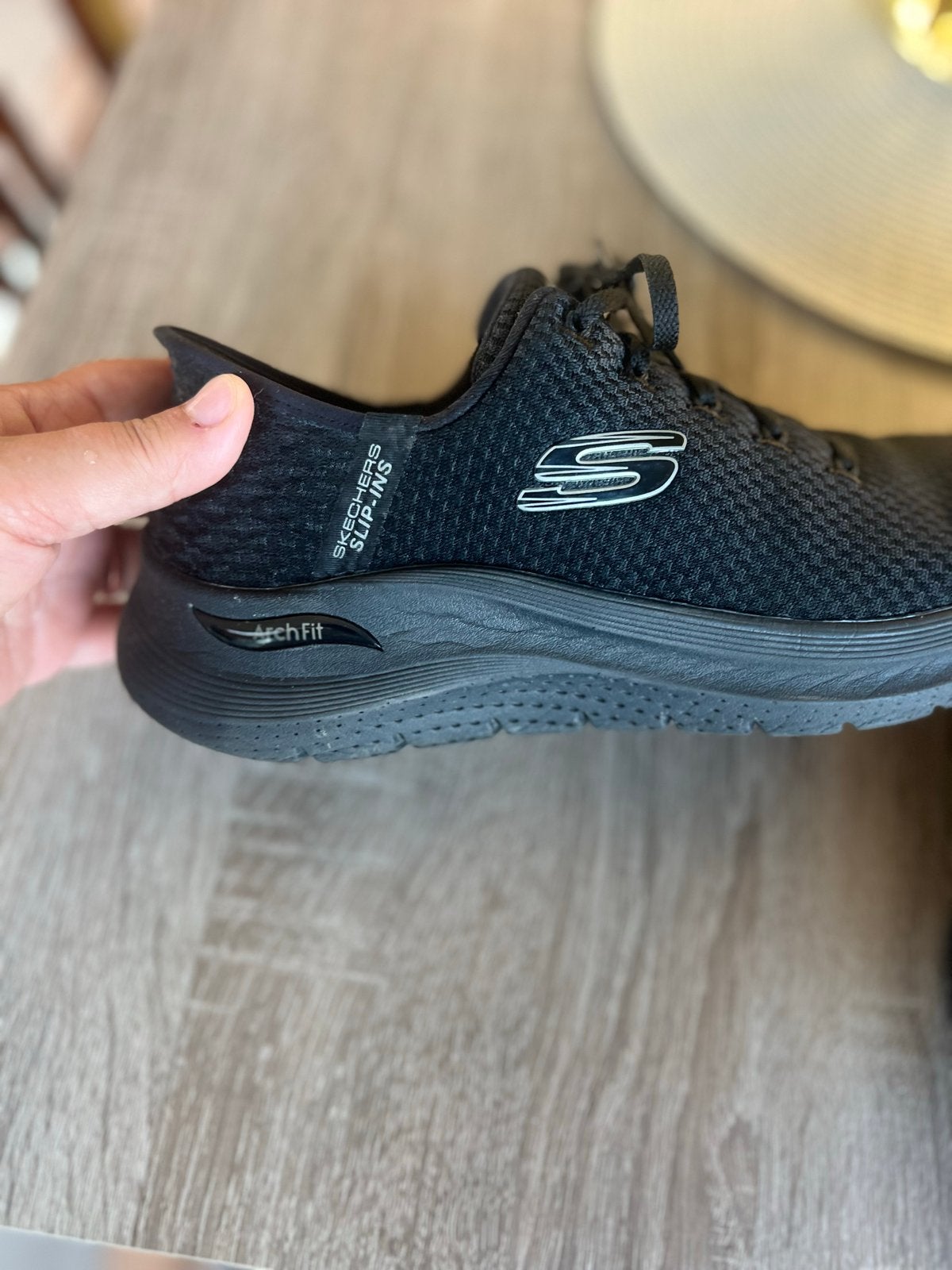 Skechers Arch Fit Slip-ins sneakers maat 39, Ophalen of Verzenden, Zo goed als nieuw, Zwart, Sneakers of Gympen