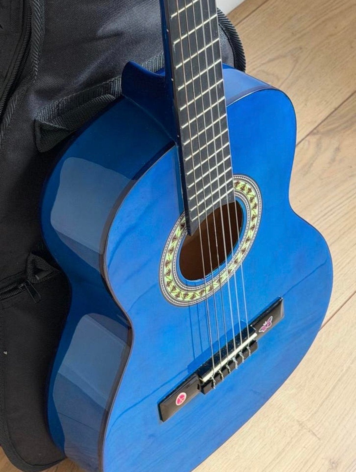 Stagg C530 BL Klassieke Gitaar - Blauw met hoes, Muziek en Instrumenten, Ophalen of Verzenden, Zo goed als nieuw, Klassieke of Spaanse gitaar