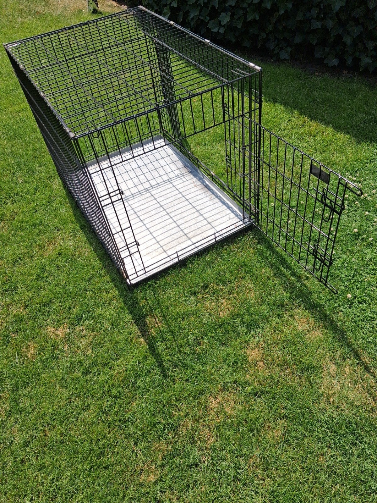 Honden bench., Dieren en Toebehoren, Ophalen, Zo goed als nieuw, 75 tot 110 cm, Minder dan 65 cm