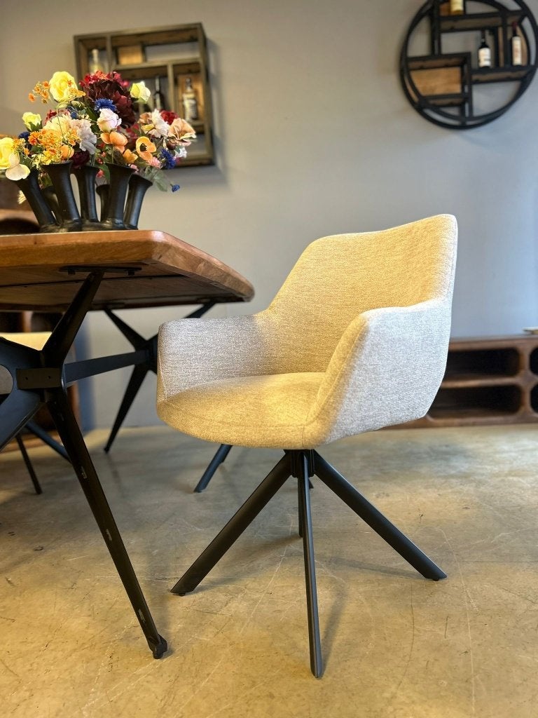 LEEGVERKOOP FINN GRIJS CHEFMEUBEL KUSHI 149 ! VOORRAAD, MODERN, Overige kleuren, Nieuw, Ophalen of Verzenden