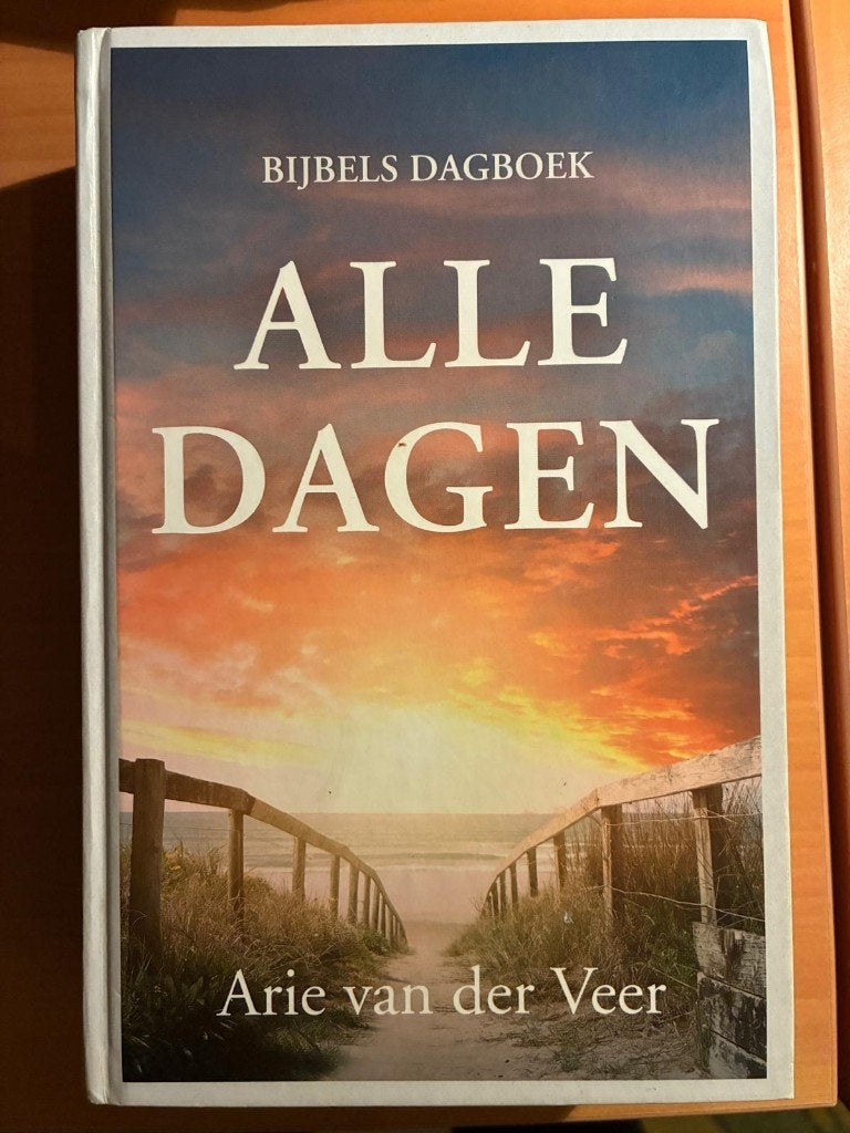 Alle dagen - bijbels dagboek - Arie van der Veer, Boeken, Arie van der Veer, Christendom | Protestants, Ophalen of Verzenden, Zo goed als nieuw