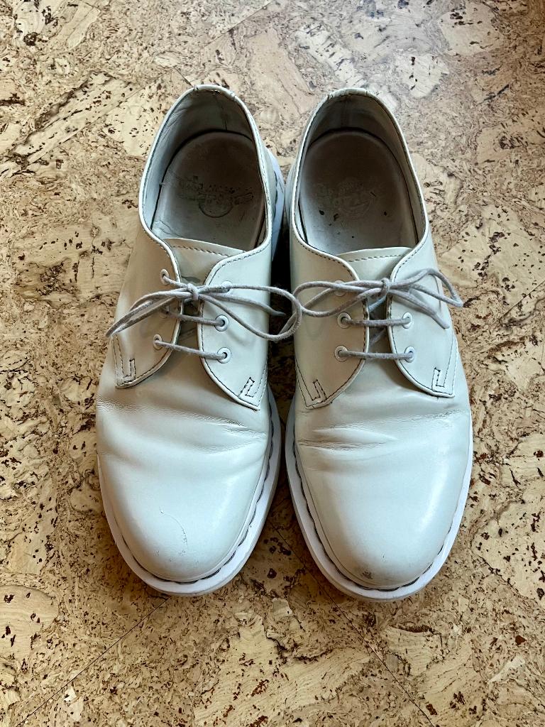 Witte lage Dr Martens maat 41, Wit, Overige typen, Ophalen of Verzenden, Dr. Martens