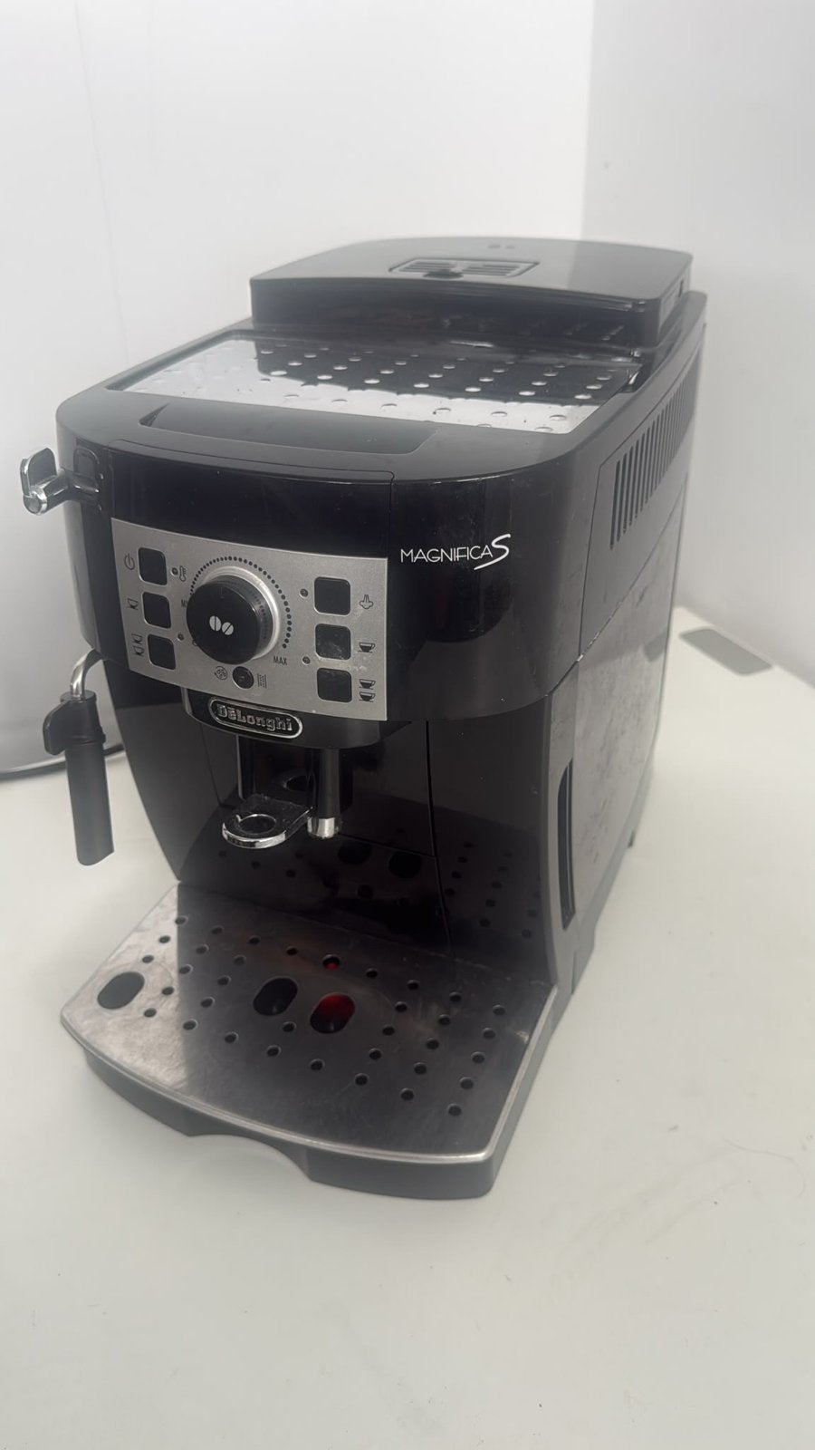De'Longhi Magnifica S ECAM 22.110.B - Volautomatische espres, Afneembaar waterreservoir, Gebruikt, ., Espresso apparaat