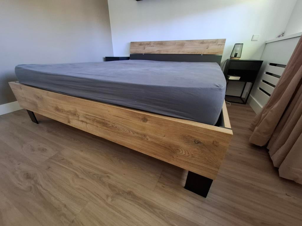 Bed 180x200, Huis en Inrichting, Slaapkamer | Bedden, Ophalen, Tweepersoons, Zo goed als nieuw, 180 cm