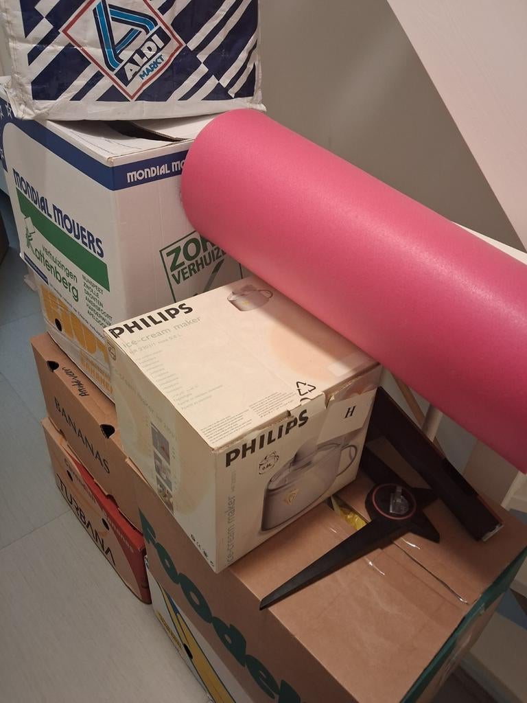 Rommelmarkt spullen, Ophalen, Gebruikt