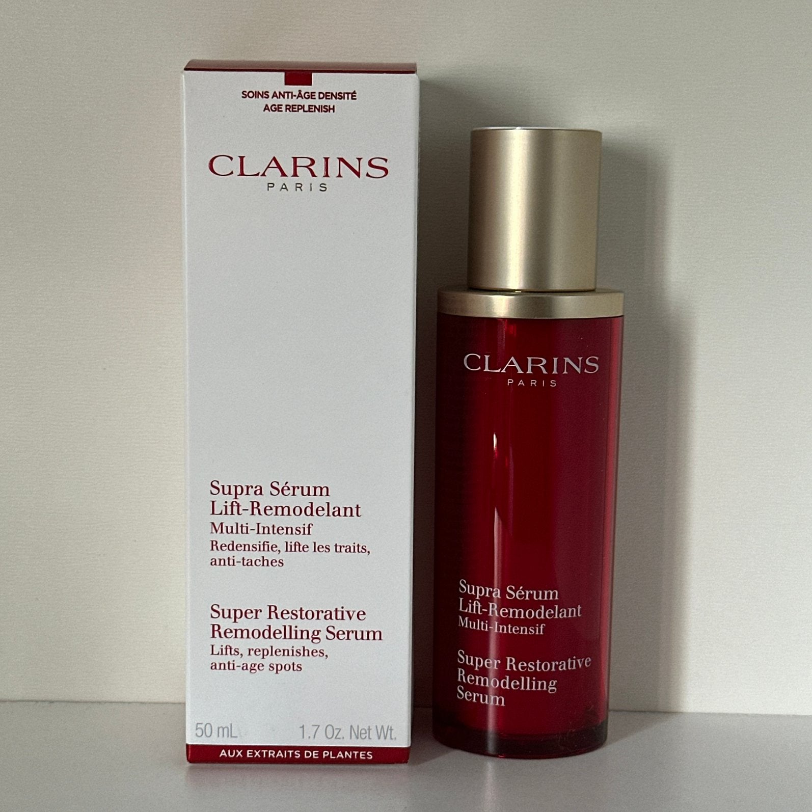 Clarins Super Restorative Remodelling Serum 50 ml, Ophalen of Verzenden, Nieuw, Gehele gezicht, Verzorging
