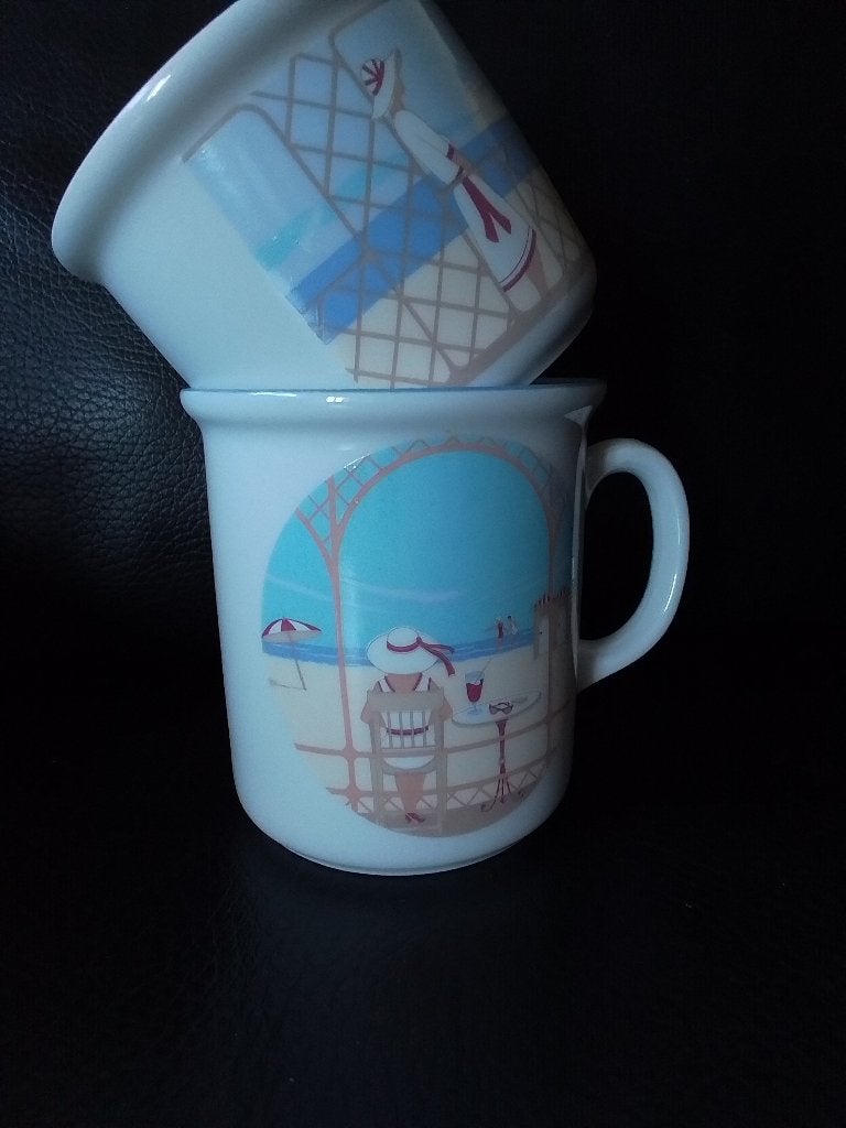 Set van 2 vintage Douwe Egberts kopjes 'Dago', Ophalen of Verzenden, Zo goed als nieuw, Overige stijlen, Kop(pen) en/of Schotel(s)