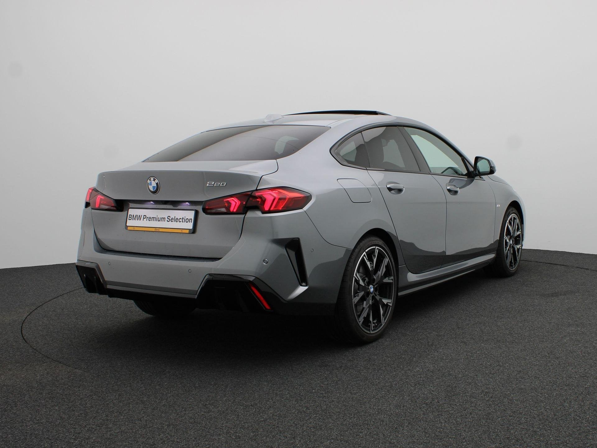 BMW 2 Serie Gran Coupé 220 M Sportpakket | Premium Pack | S, Auto's, BMW, Stof, Gebruikt, Euro 6, Met garantie (alle)