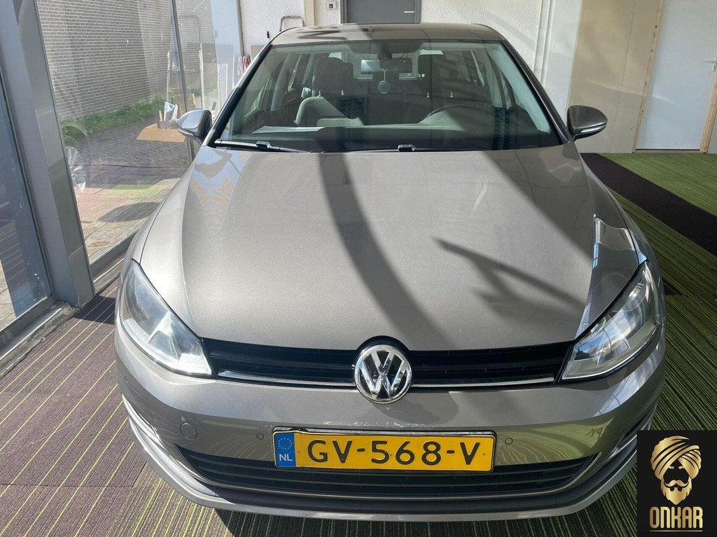 Volkswagen Golf 1.6 TDI Business Edition R Connected, Auto's, Volkswagen, Gebruikt, Euro 6, 4 cilinders, 1239 kg