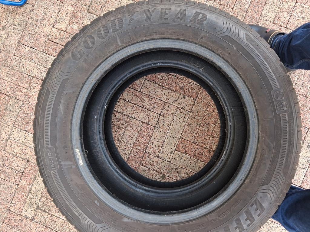 2 Goodyear 185/65 R15 band(en), Ophalen, Gebruikt