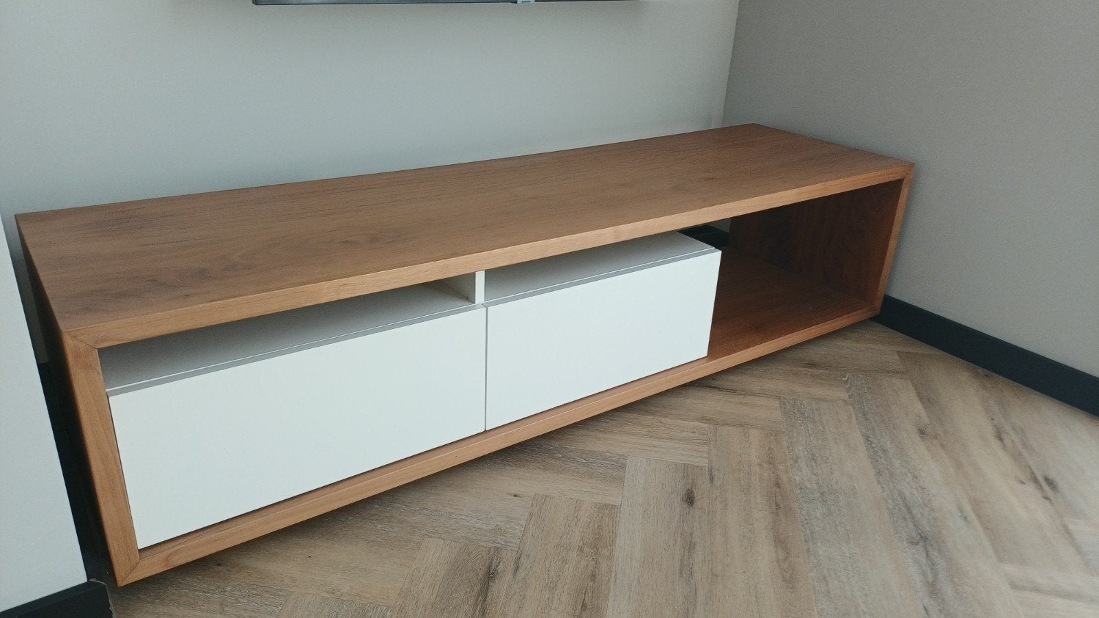 Houten TV meubel met opbergruimte, Ophalen, Gebruikt, 25 tot 50 cm, Minder dan 100 cm