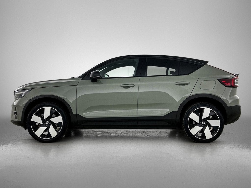Volvo C40 Recharge Twin Intro Edition 78 kWh | Trekhaak | Na, Zwart, 2102 kg, Leder en Stof, Origineel Nederlands