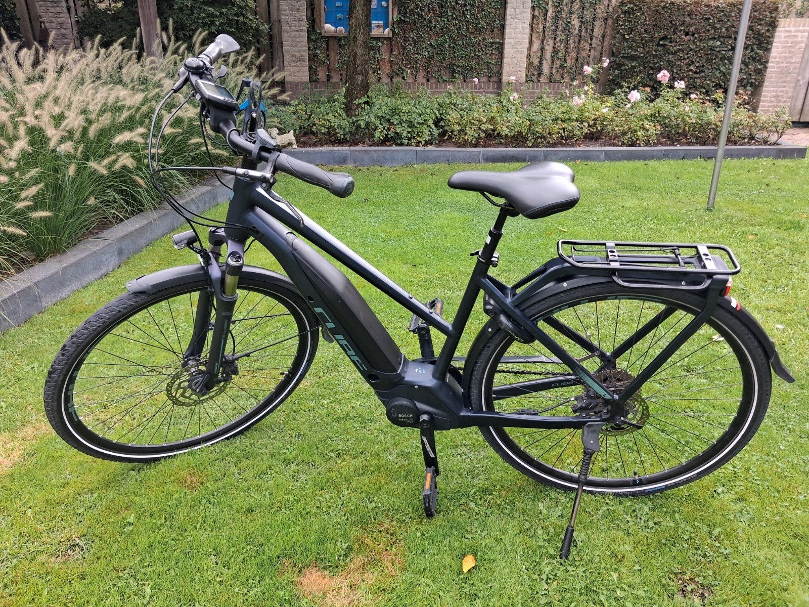elektrische dames fiets, Fietsen en Brommers, Ophalen, Gebruikt, 47 tot 51 cm, Cube