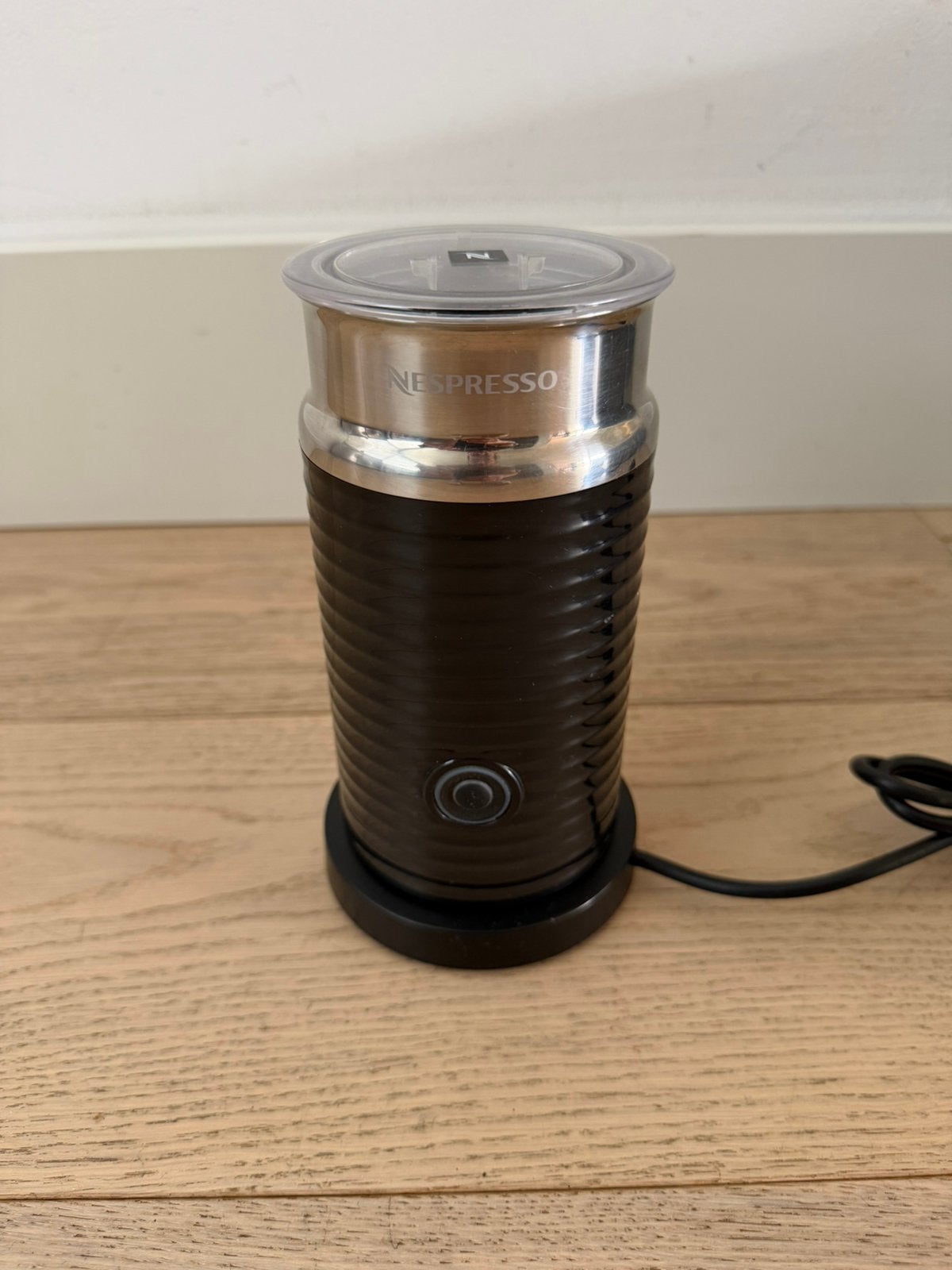 Nespresso melkopschuimer Aeroccino 3 zwart chrome, Ophalen of Verzenden, Zo goed als nieuw