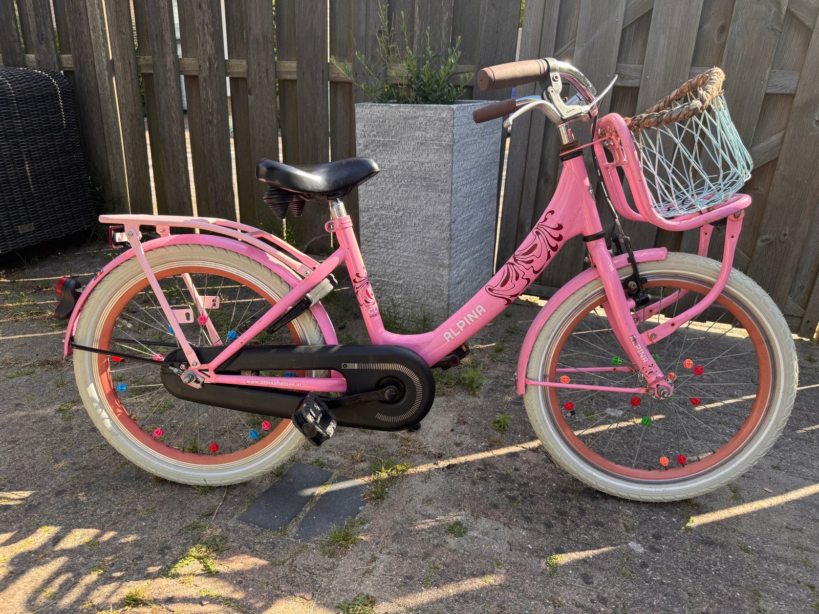 20 inch meisjesfiets Alpina Clubb roze, Fietsen en Brommers, Fietsen | Meisjes, Ophalen, Terugtraprem, Gebruikt, Handrem