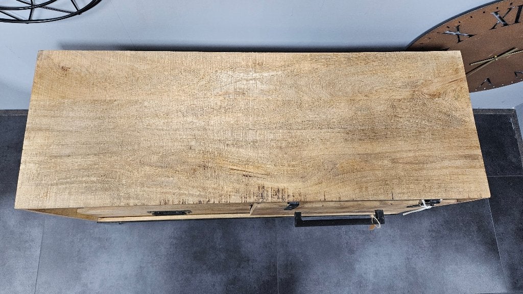 Industrieel tv-meubel van mangohout, Ophalen, 100 tot 150 cm, Overige materialen, Nieuw