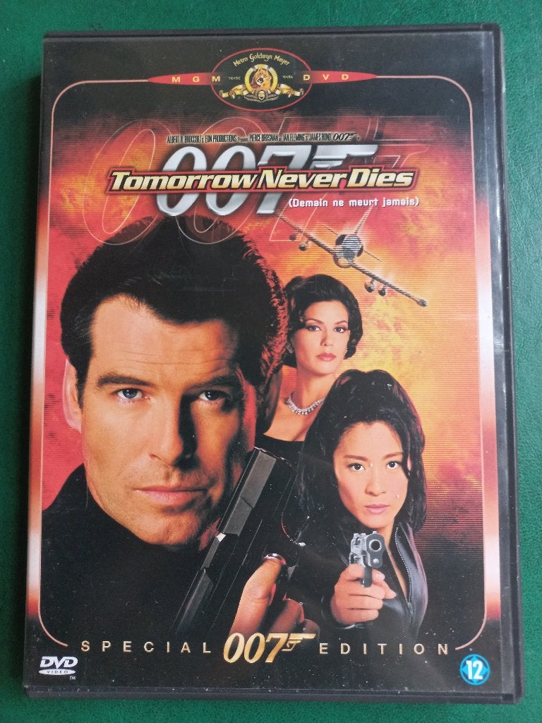 James Bond (007) - Tomorrow Never Dies (1997), Speciale editie, Actie, Ophalen of Verzenden, Zo goed als nieuw