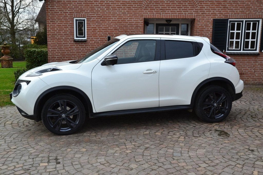Nissan Juke 1.2 DIG-T S/S Connect Edition - Airco - navigati, Voorwielaandrijving, Stof, Gebruikt, Zwart