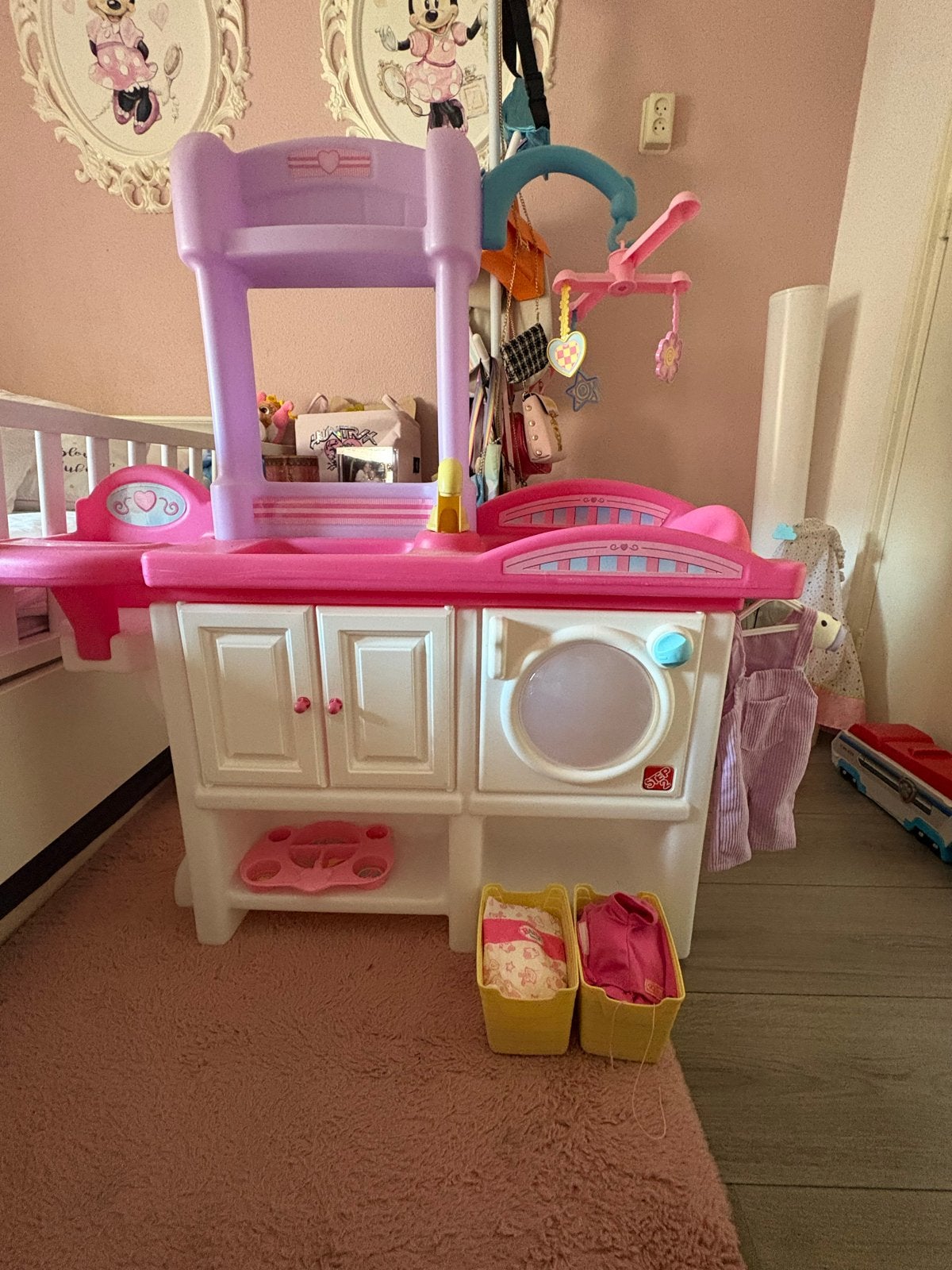 Step2 Baby Verzorgingsstation met Wieg en Badje, Kinderen en Baby's, Ophalen, Gebruikt, Meisje