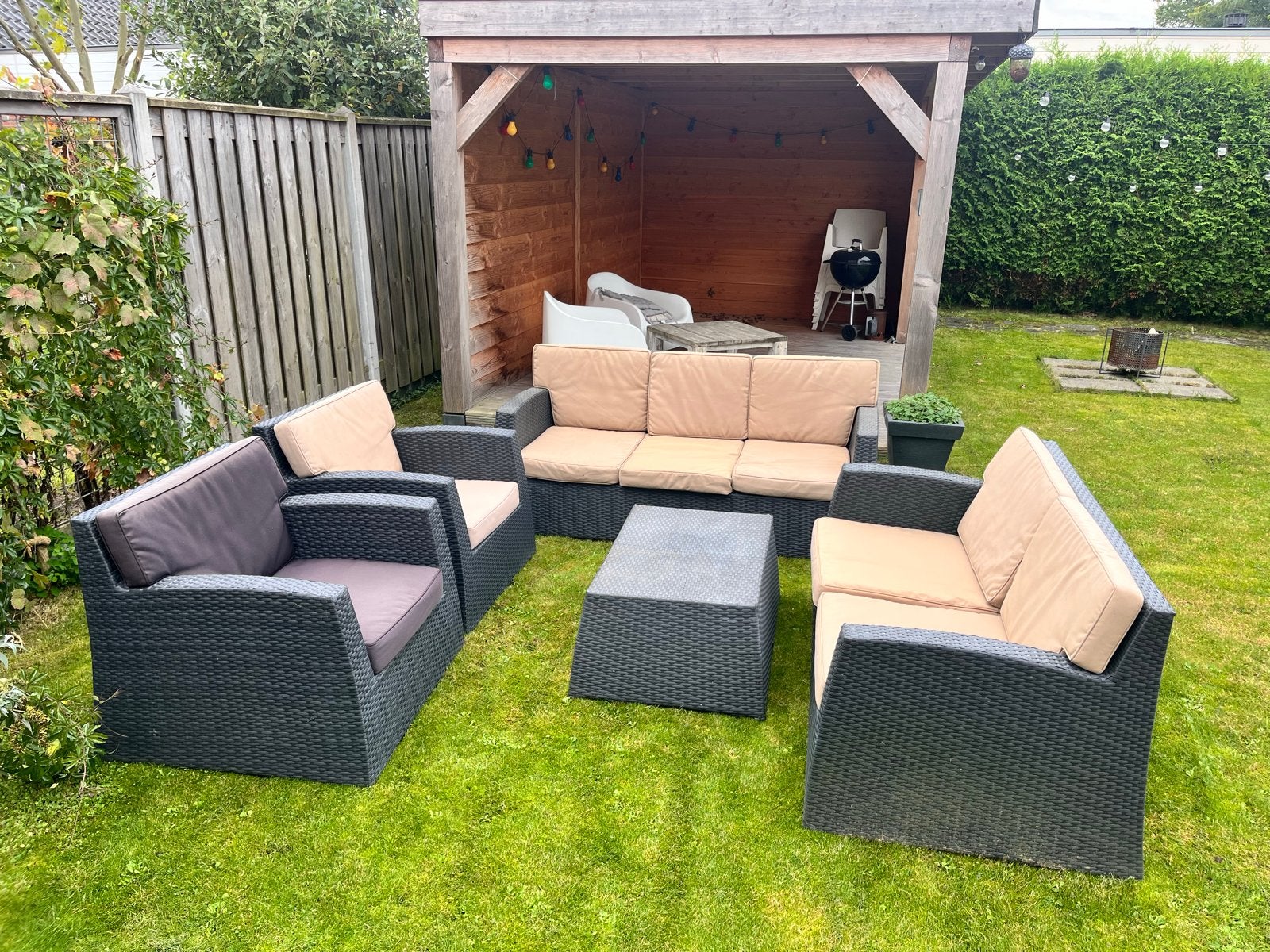 Wicker loungeset met 2 banken, 2 stoelen en tafel