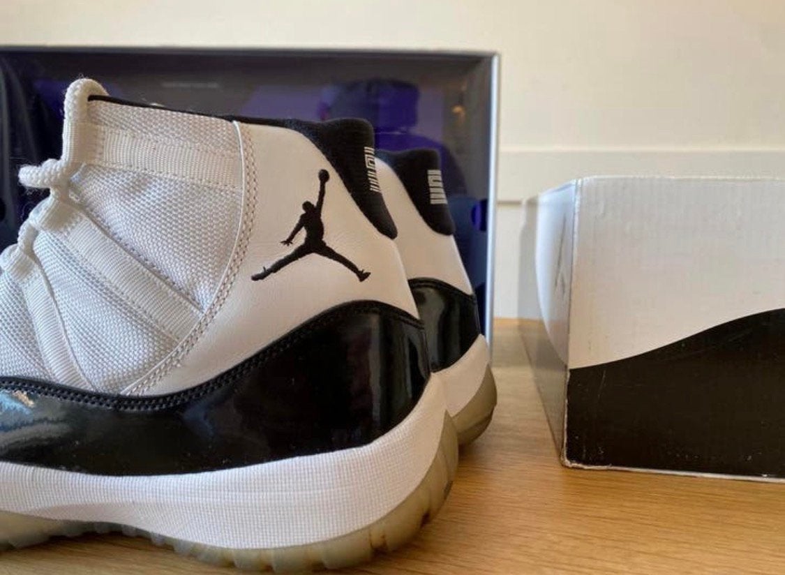 Jordan 11’s Concords, Ophalen of Verzenden, Zo goed als nieuw, Schoenen
