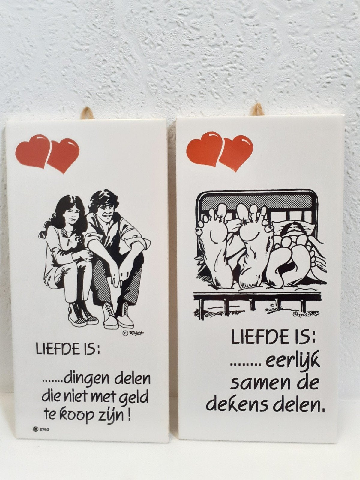 2 mooie tegeltjes Liefde is.... (Mosa), Ophalen of Verzenden, Gebruikt