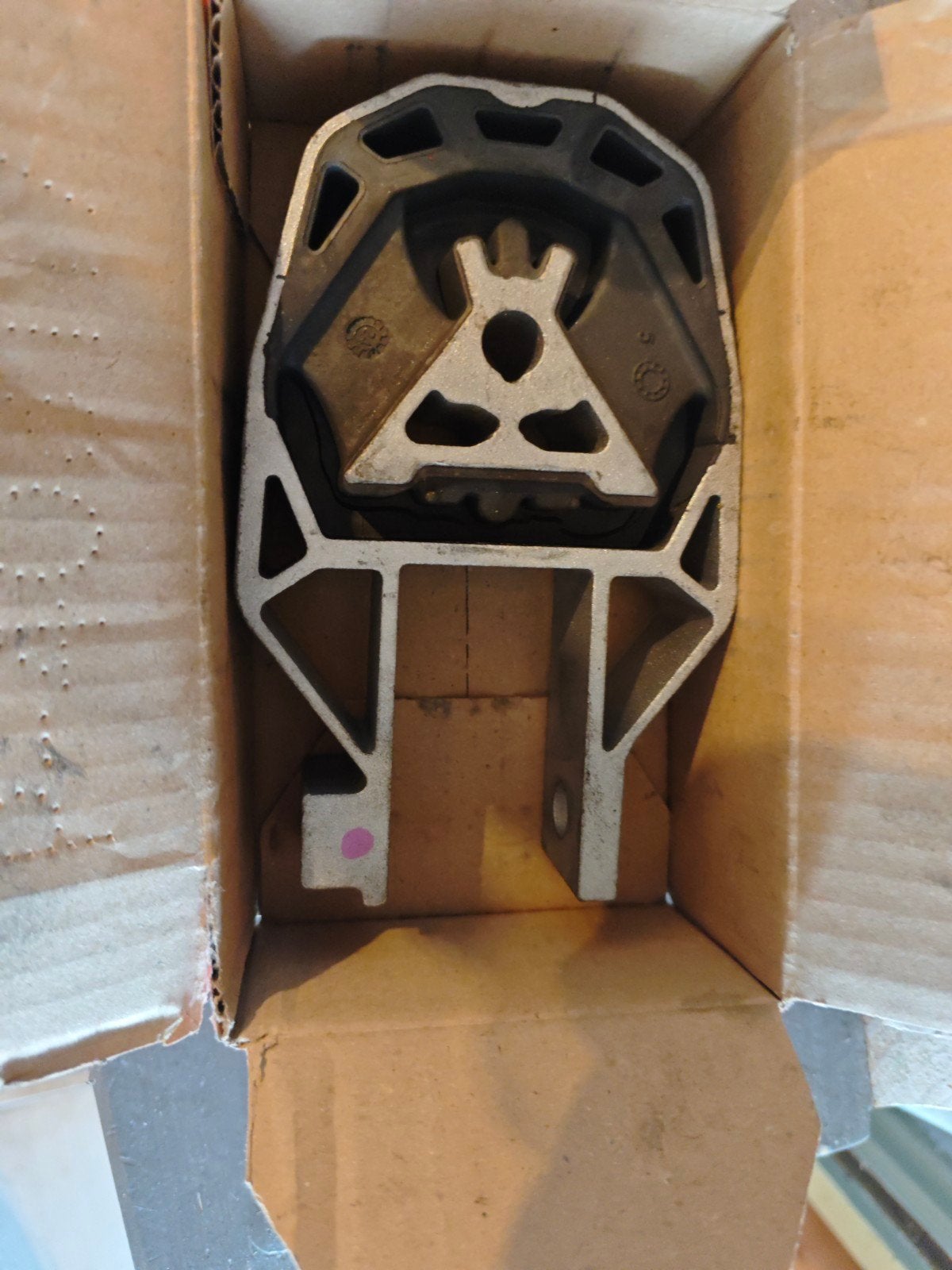 Nieuwe Achterste Motorsteun Ford Focus ST MK2 / Volvo T5, Ophalen of Verzenden, Nieuw, Volvo