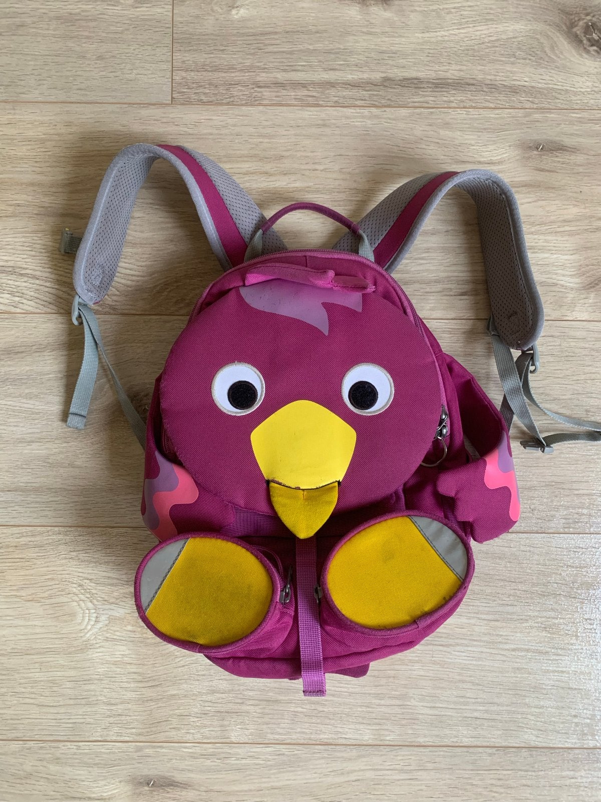 Leuke paarse kinderrugzak in de vorm van een vogel, Ophalen, Gebruikt