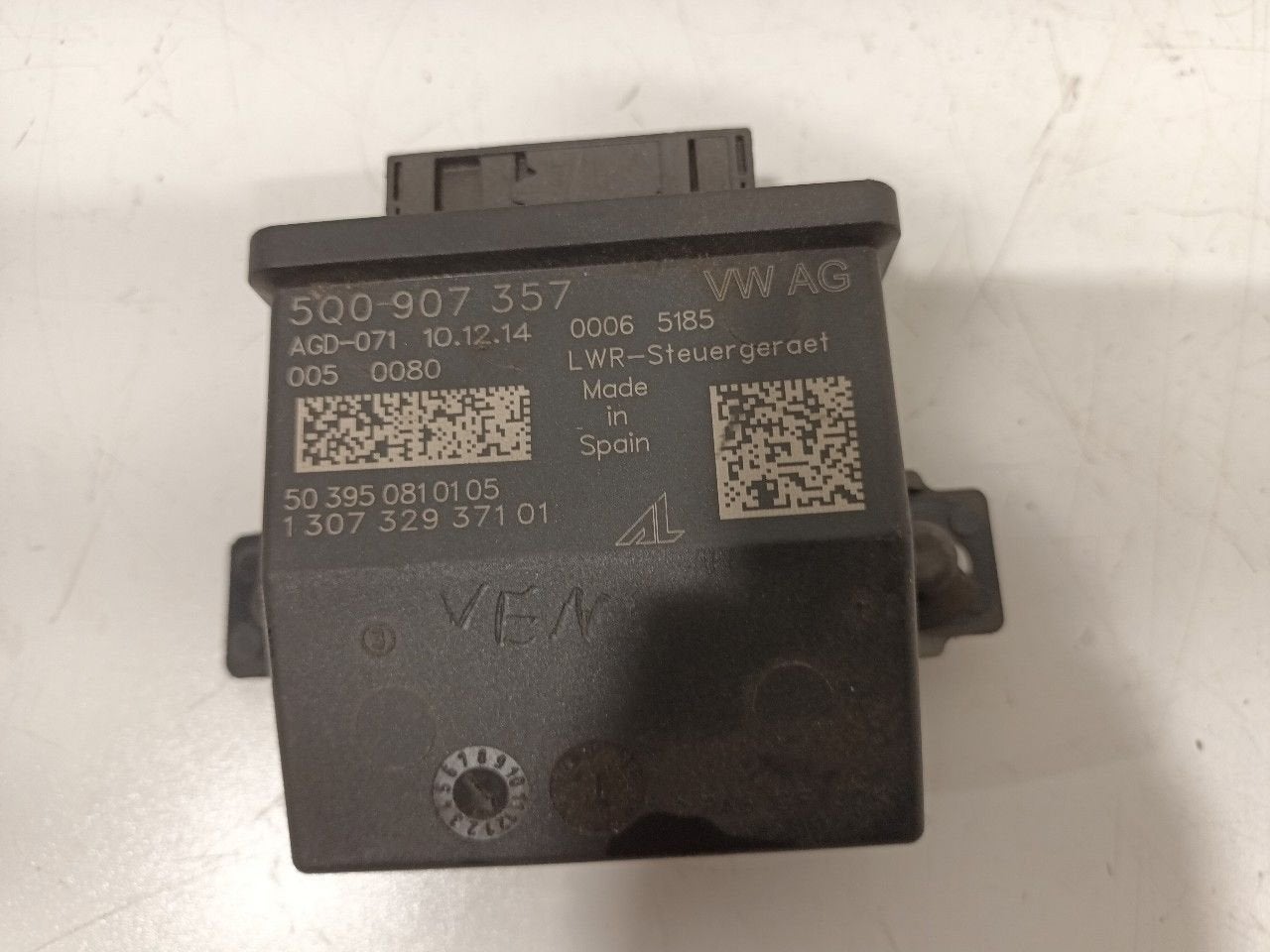 Computer verlichting Volkswagen Golf, Onderdelen@venauto.nl, Van der Ven Autorecycling B.V., Gebruikt, Ettenseweg 76, 4706 PB Roosendaal, The Netherlands