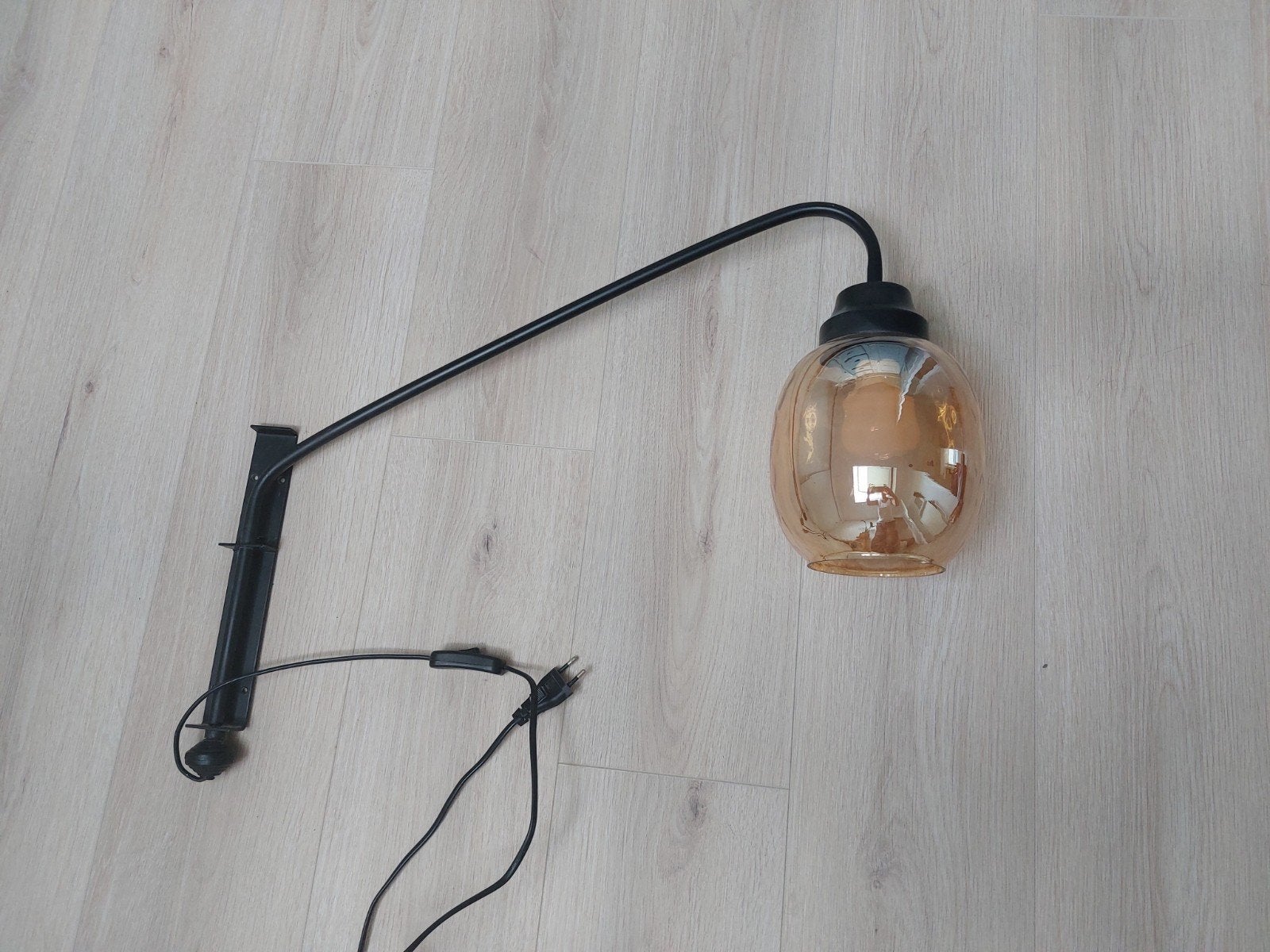 Mooie muurlamp, Ophalen of Verzenden, Zo goed als nieuw