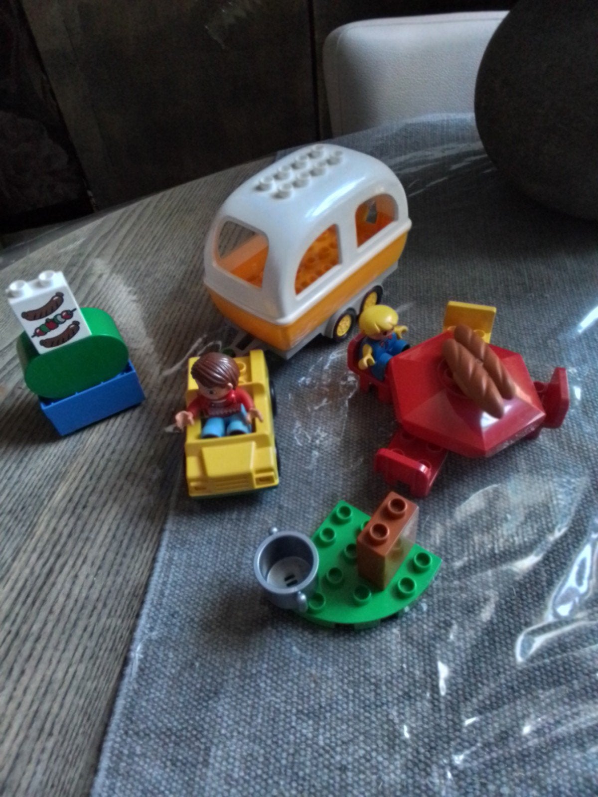 Lego Duplo Kampeeravontuur met auto en caravan, Kinderen en Baby's, Ophalen, Inclusief minifiguren, Gebruikt, Overige thema's