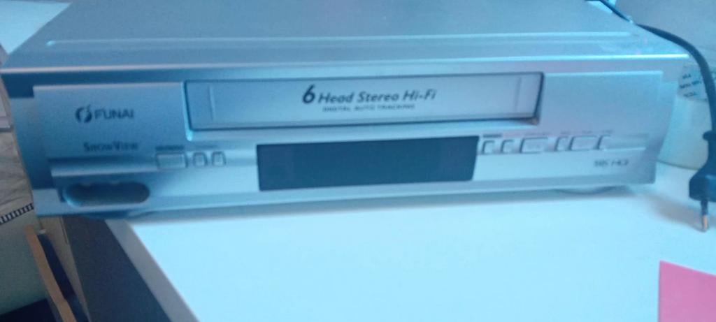 Funai 6 Head Stereo Hi-Fi VHS-speler - Zilver, Ophalen of Verzenden, Gebruikt, VHS-speler of -recorder