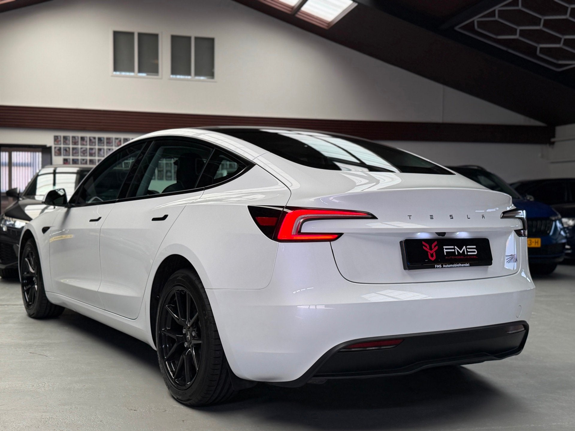 Tesla Model 3 Premium Long Range RWD 78 kWh FSD, Auto's, Automaat, Achterwielaandrijving, Gebruikt, Met garantie (alle)
