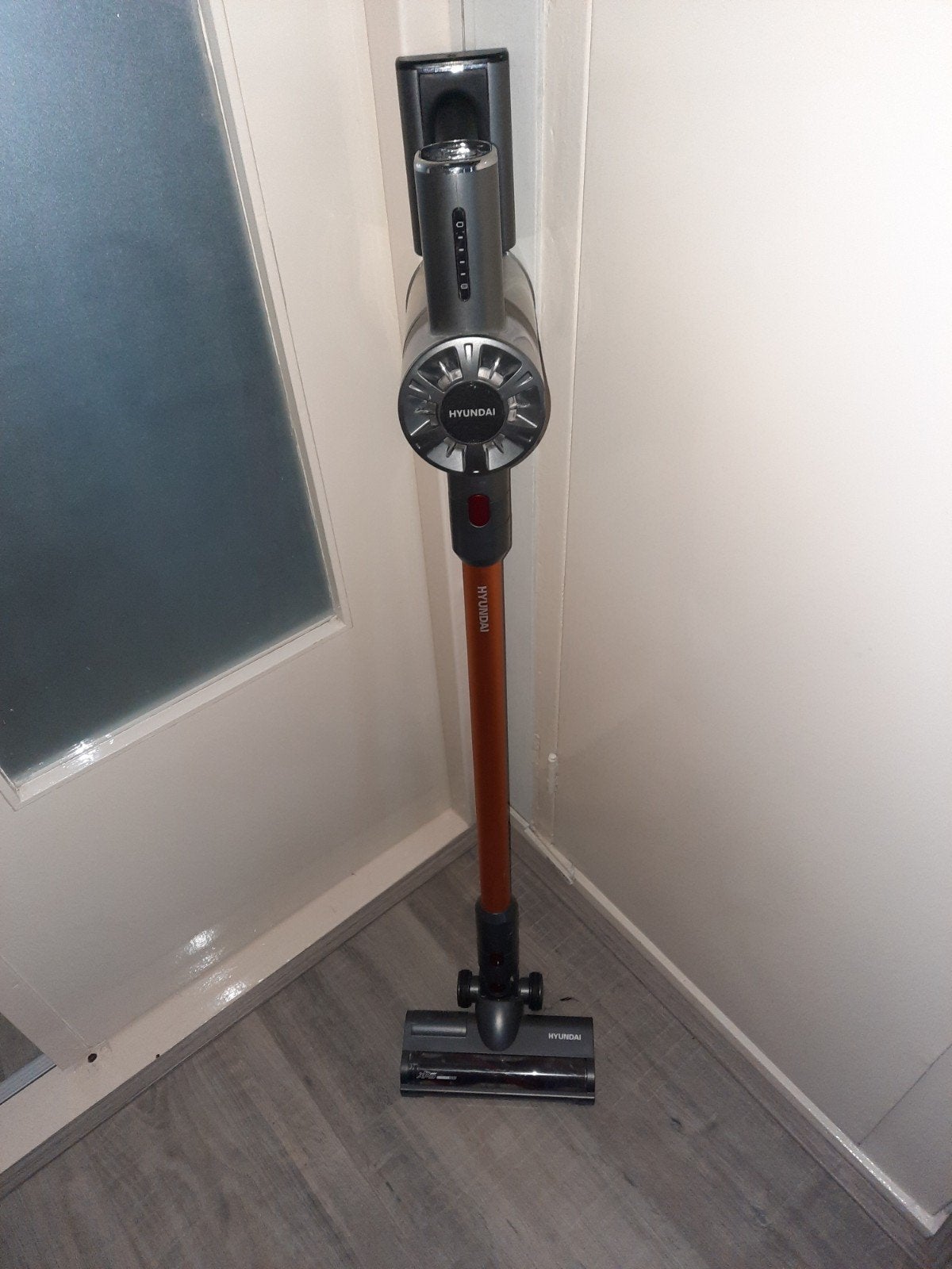 hyundai pro steelstofzuiger, Witgoed en Apparatuur, Ophalen, Overige merken, Refurbished, Minder dan 1200 watt