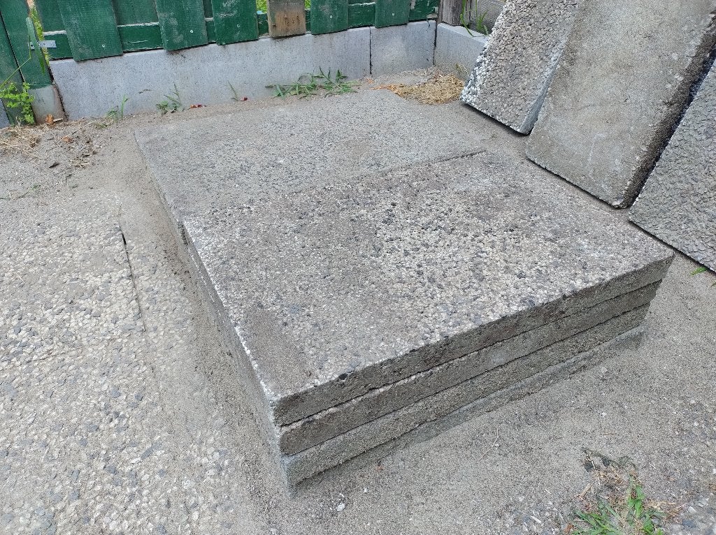8 grindtegels ,gratis weghalen Nieuwegein., Tuin en Terras, Tegels en Klinkers, Ophalen, Gebruikt, Beton, Terrastegels