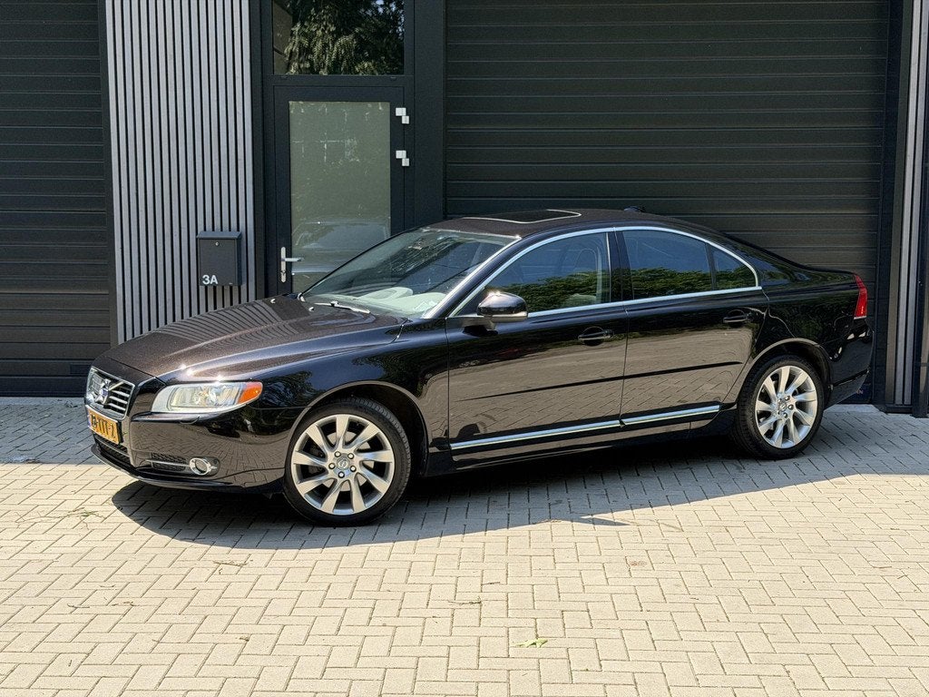 Volvo S80 2.0 T5 Limited Edition, Euro 5, 4 cilinders, Zwart, Sedan