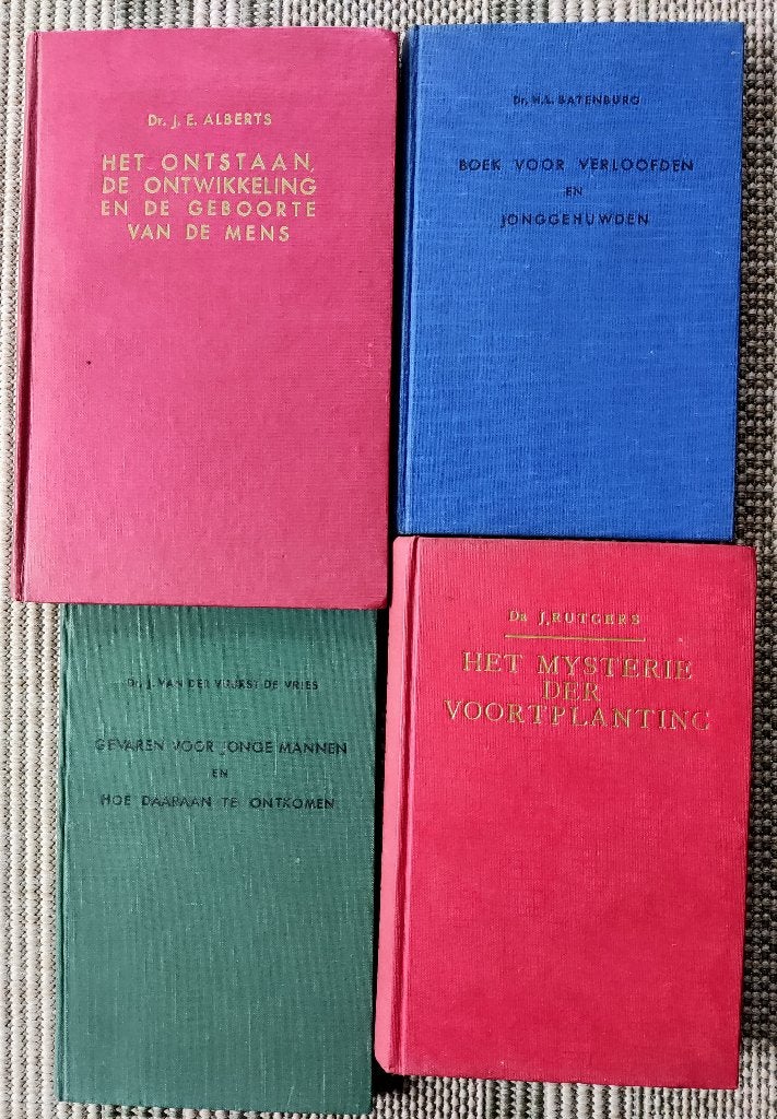 Antieke boeken over seksualiteit, huwelijk en voortplanting, Ophalen of Verzenden